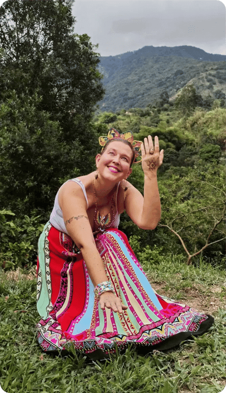 Dhyan Naam — La Mujer Colibrí